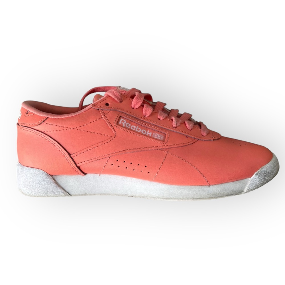 Reebok orange peach colored  sneakers - Picture 12 of 12